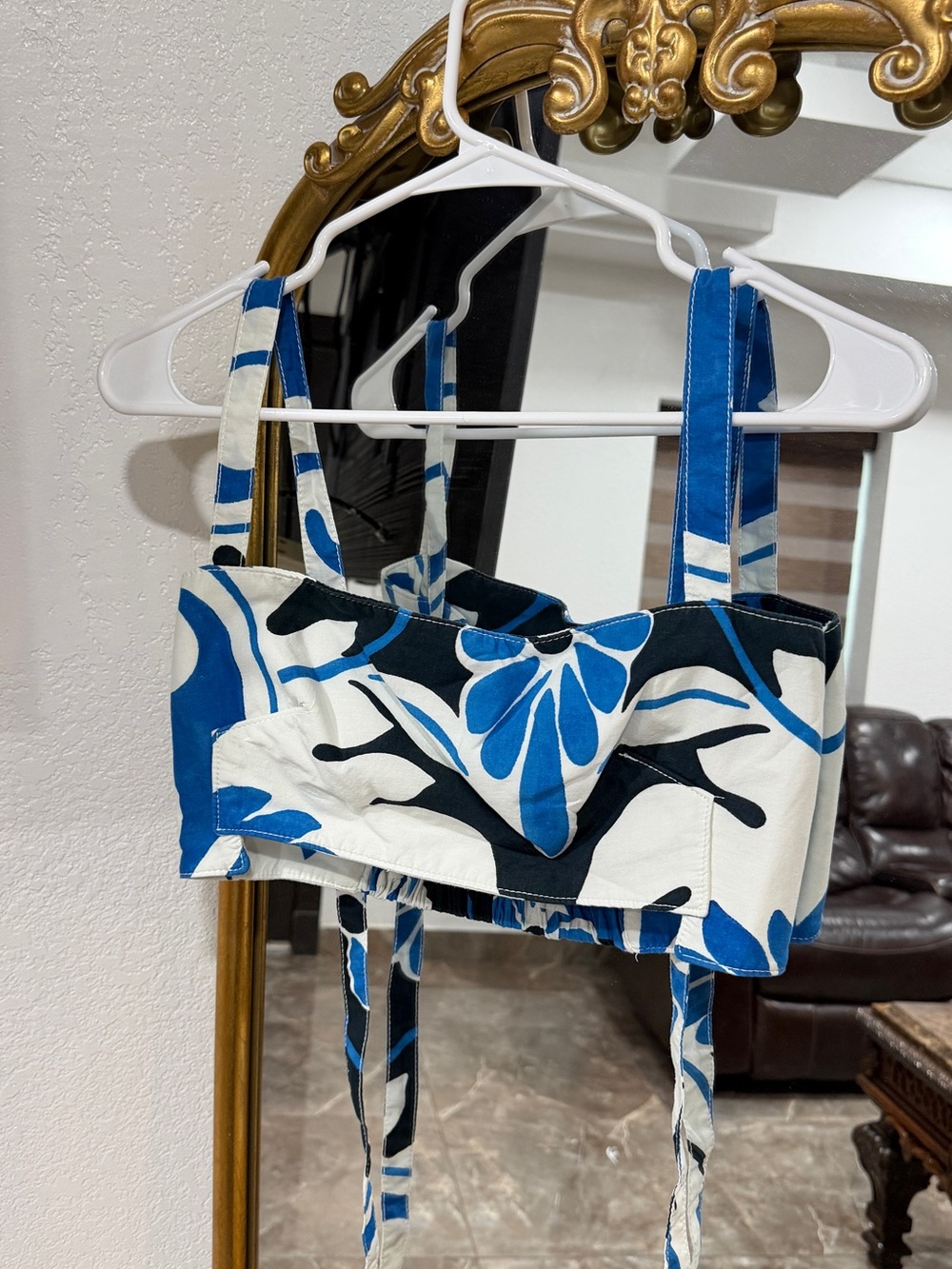 ZARA White, Blue & Black Abstract Print Top